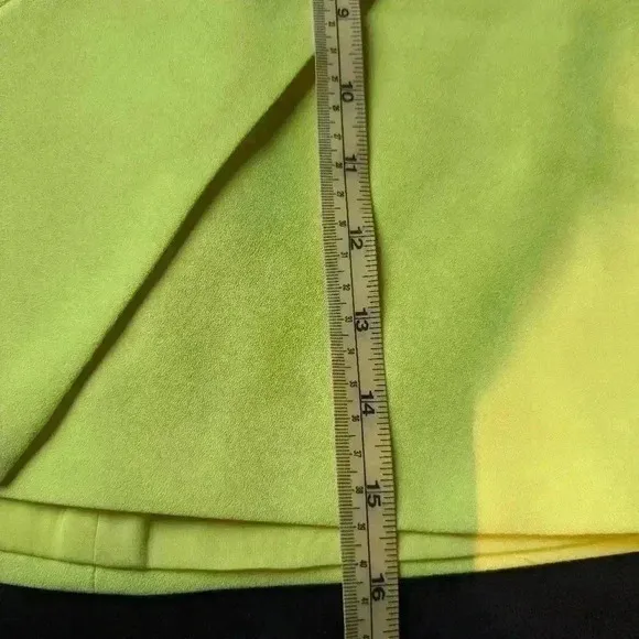 Alice   Olivia Shaylee Wrap Neon Yellow Mini Skirt -Bnwot size 4