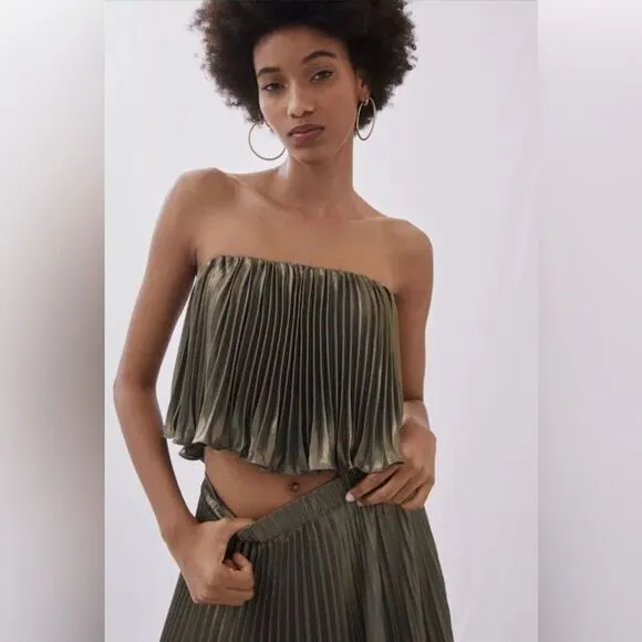 Anthropologie 2 Piece Pleated Metallic Skirt Set size US 8