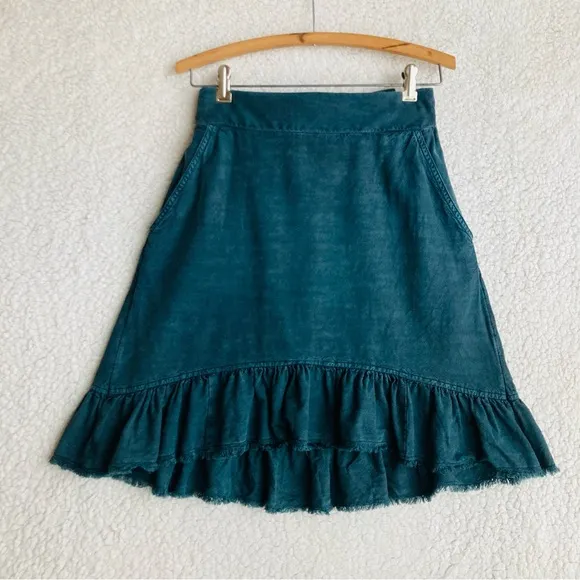 Anthropologie Pilcro Women’s teal Amora Ruffled Mini Skirt, Sz M