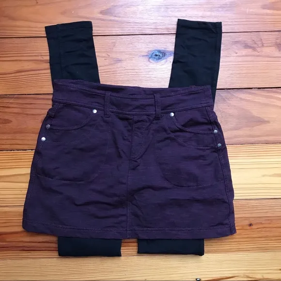 Athleta Maroon Black Skirt Leggings Combo, EUC XST