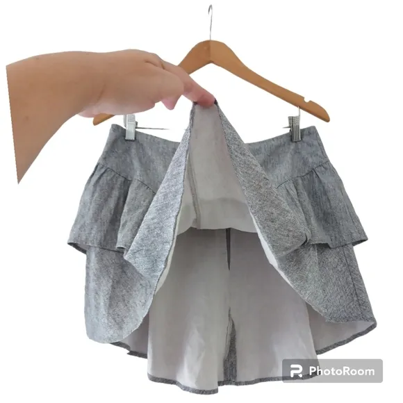 BCBGeneration Women's Fit and Flare Ruffle Tier Mini Skirt. Size M
