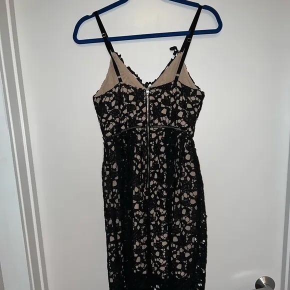 Black Midi Floral Lace Dress with scallop hems and stretch lining Size Small