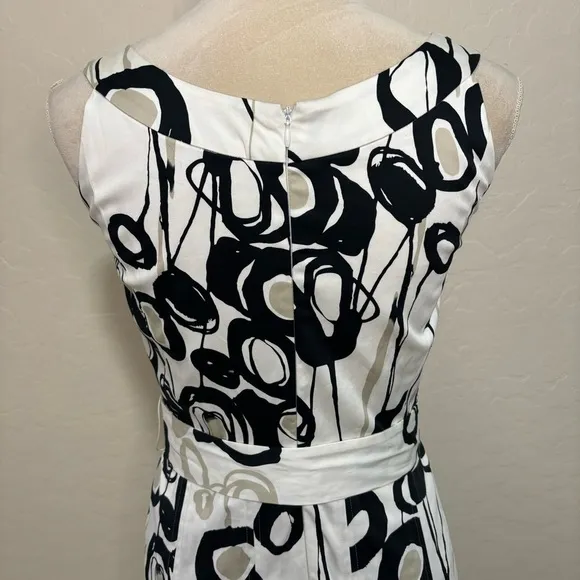 Calvin Klein White and Black Scoop Neck Fit and Flare Pleated Tie Waist Dress 6