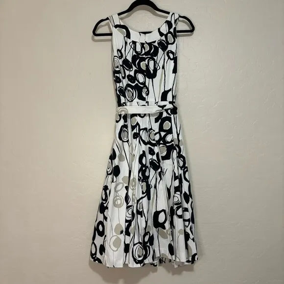 Calvin Klein White and Black Scoop Neck Fit and Flare Pleated Tie Waist Dress 6