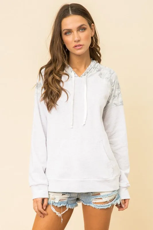 Camo Printed Contrast Hoodie