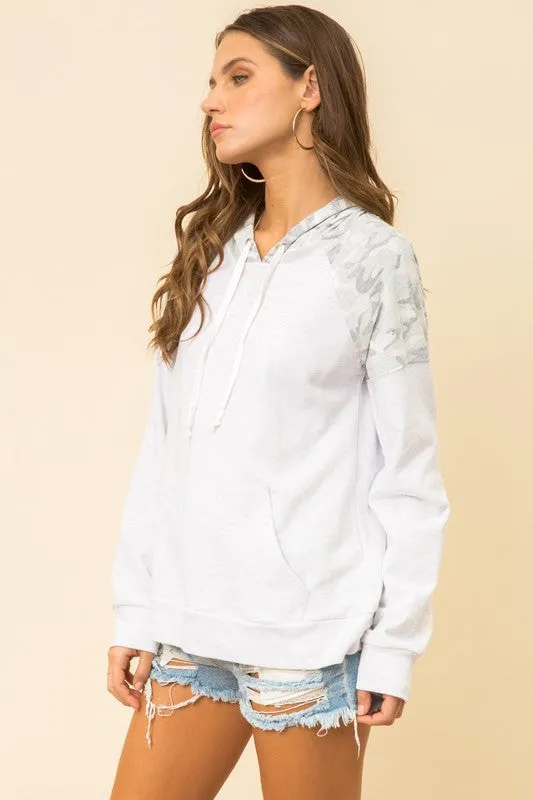 Camo Printed Contrast Hoodie