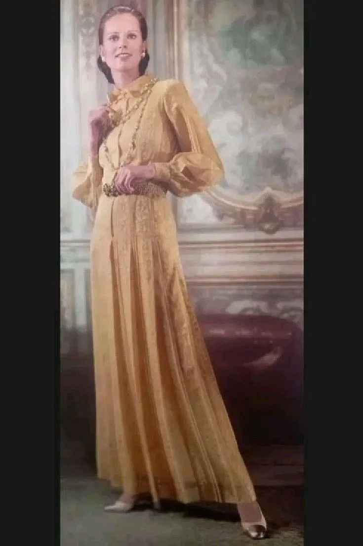 Chanel 1975-76 Haute Couture Top Stiched Pink with Belt - 13.5" W
