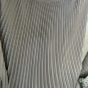 Club Mónaco metalic silver pleated skirt