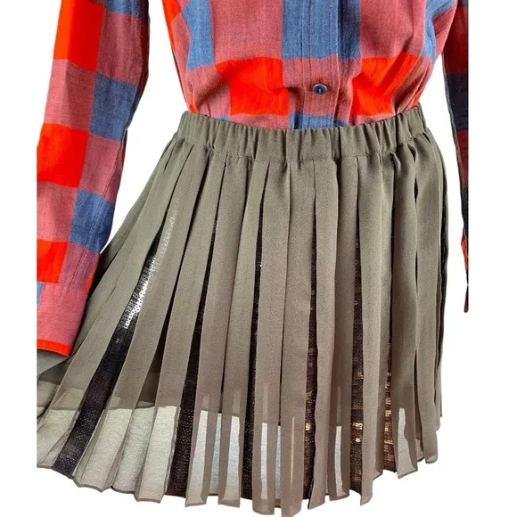 Club Monaco dark green pleated sequin mini skirt