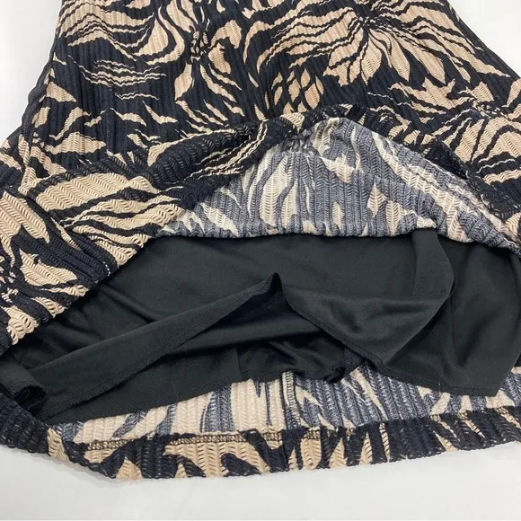 Covington Woman Black and tan Beige Floral Sleeveless floral dress 18 W