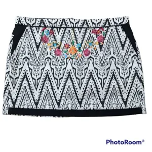 Desigual Black and White Embroidered Mini Skirt Size 46 (US 12)