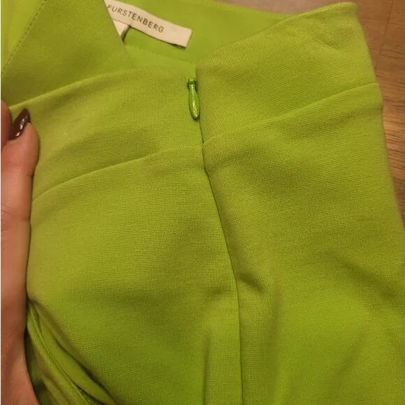 Diane Von Furstenberg Jan Knit Stretch Suiting Electric Lime Green Skirt 6