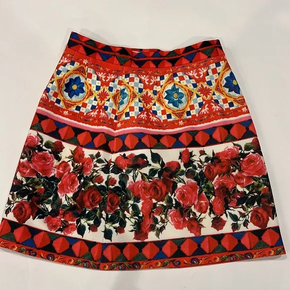 Dolce &amp; cabbana duo floral print mini skirt size large