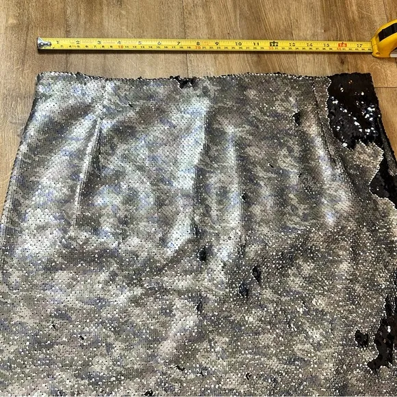 Free People Skinny Sequin Camo Mini Skirt Size 12
