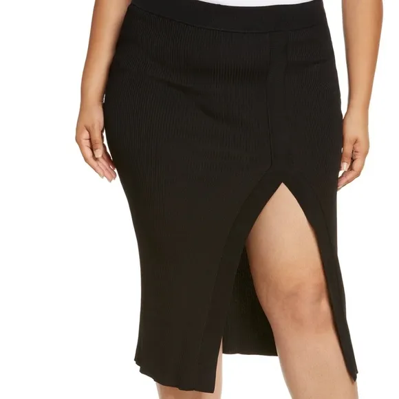 GOOD AMERICAN Pleated Ribbed Midi Skirt In Black001