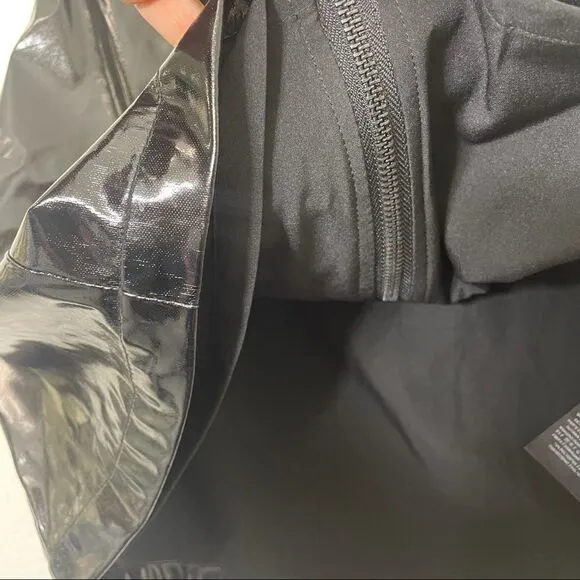 Guess Dylan Black Pleather Faux Leather Front Zip Mini Skirt size 2