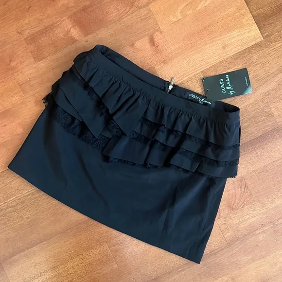GUESS SKIRT