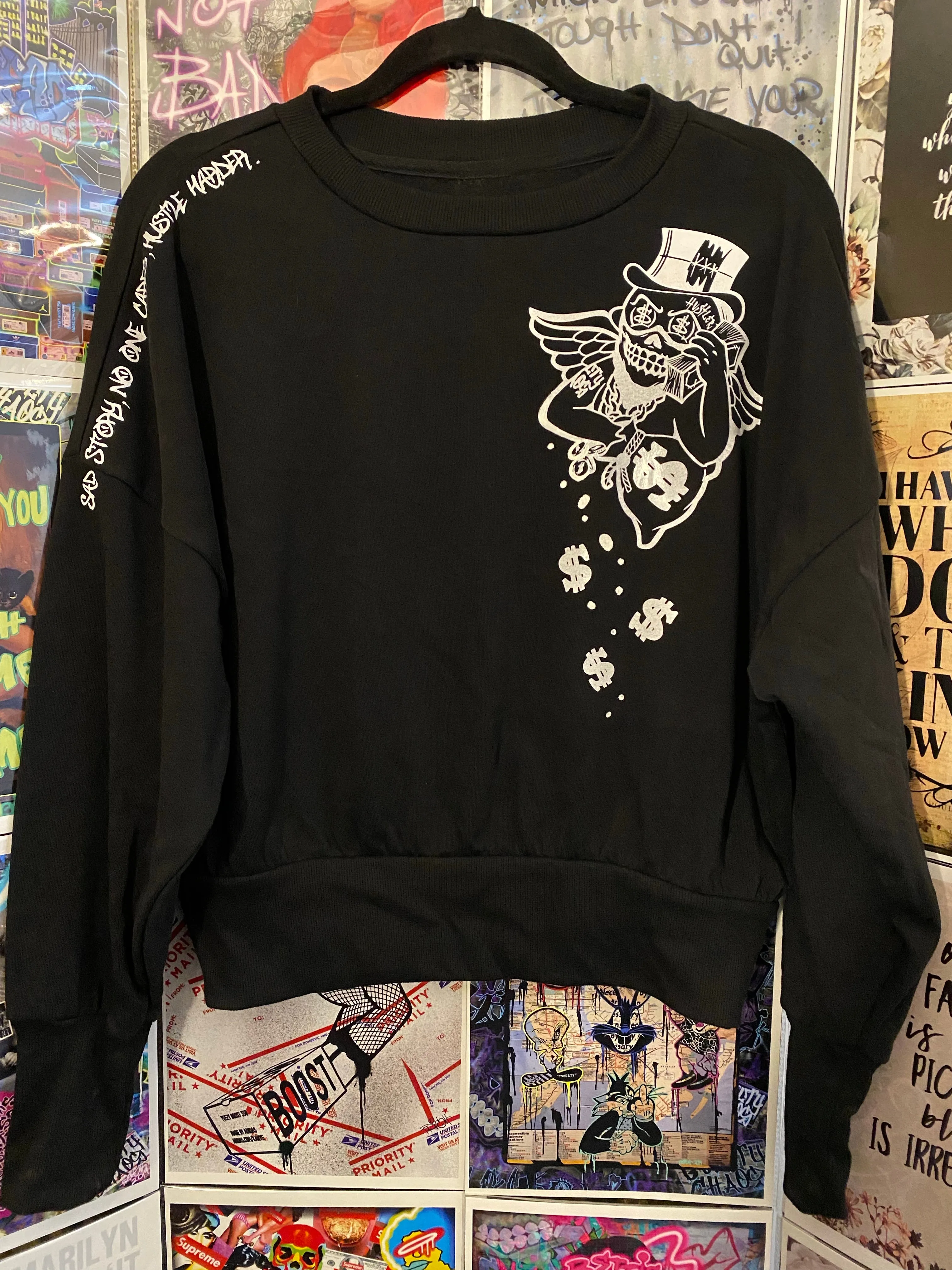Guilty Chaos custom designed crop top sweatshirt “hustler” SZ. Medium 10f1
