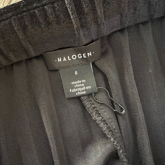 Halogen Pleated Velvet Black Midi Skirt - Sz Small