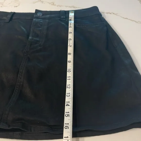 Joe's Jeans Mini Coated Black Jessica Skirt | 28