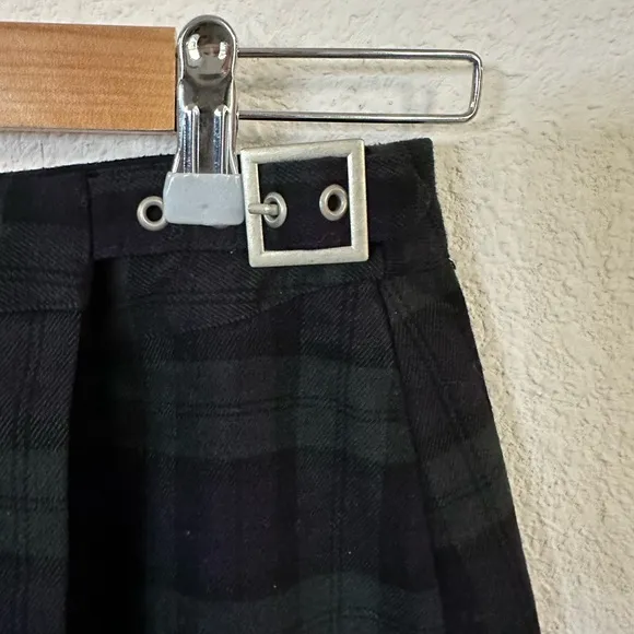 John galt brandy Melville blue and green wrap mini skirt small
