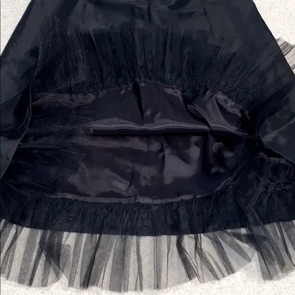 LAUNDRY by Shelli Segal Beautiful Black Skirt