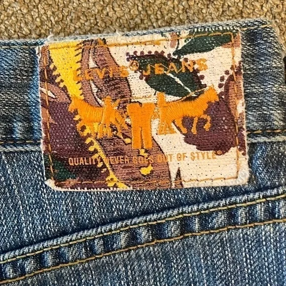 Levi’s 2000’s Patchwork Skirt Size 5