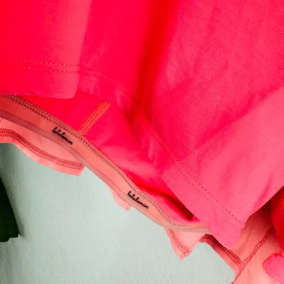 Lululemon  Pace Setter Pleated Pink Tie Dye  Bleached Coral Pink sz  10