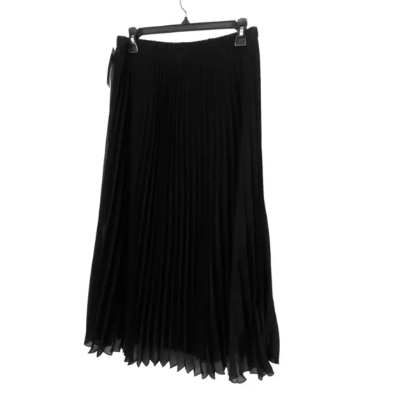 New  Vince Camuto Black Midi Complete Pleated Skirt. Sz S