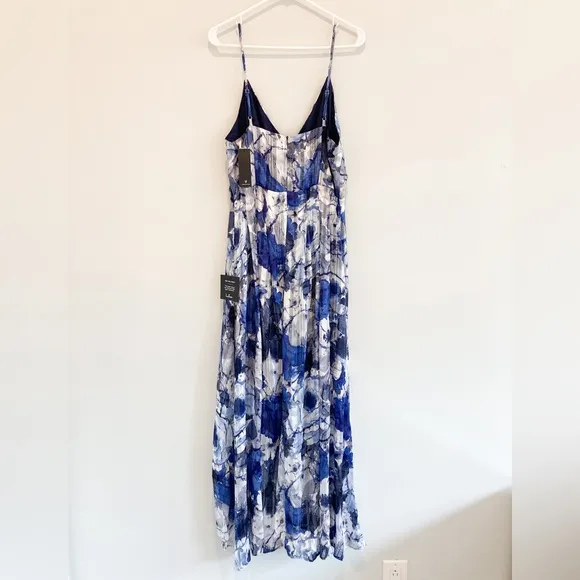 NWT Lulu’s An Enchanting Dream Navy Multi Print High-Low Maxi Dress Size L