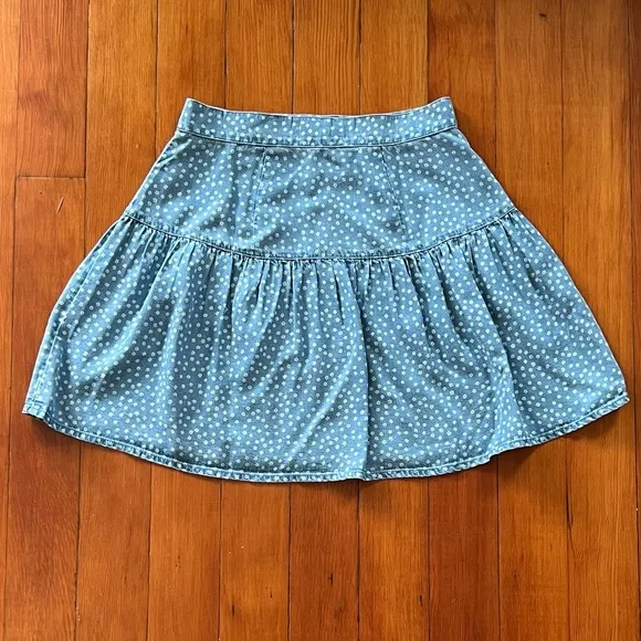 NWT- Madewell Blue and White Shirred Wrap Mini Skirt in Indigo Daisies - Size: 0