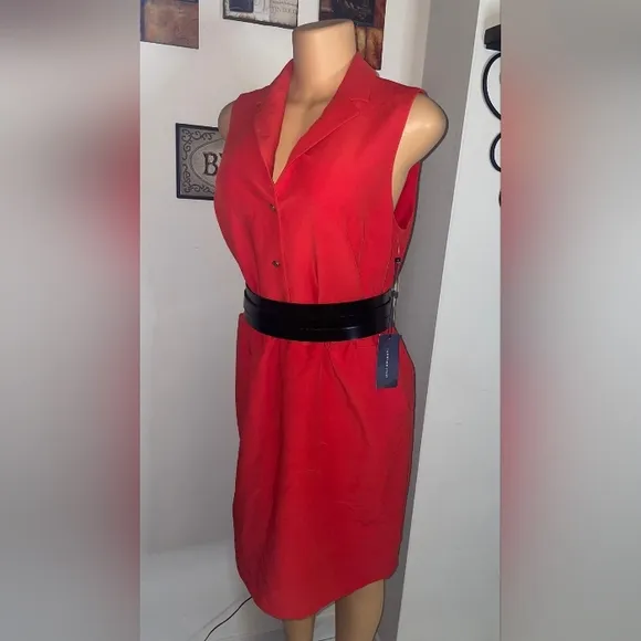 NWT TOMMY HILFIGER RED DRESS SLEEVELESS SIZE 12 belt no included