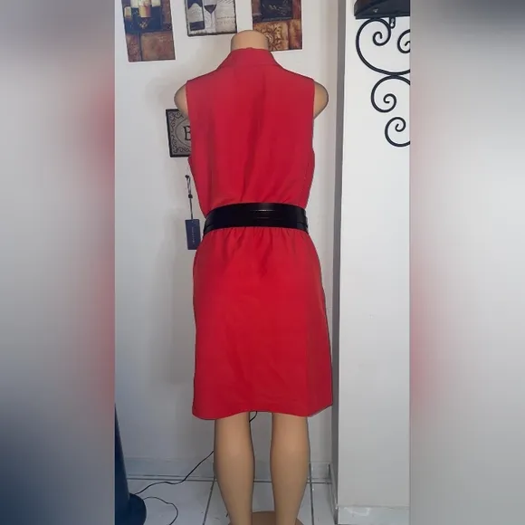 NWT TOMMY HILFIGER RED DRESS SLEEVELESS SIZE 12 belt no included