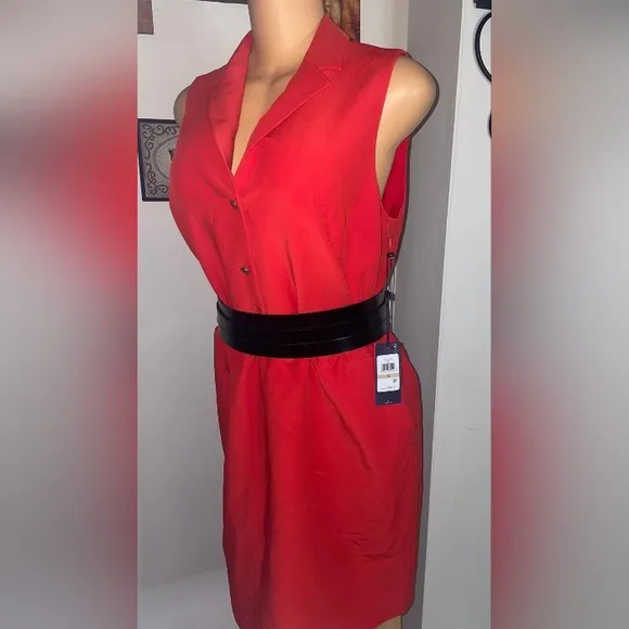 NWT TOMMY HILFIGER RED DRESS SLEEVELESS SIZE 12 belt no included