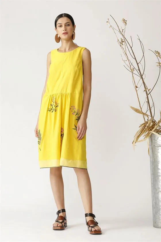 Payal Pratap   -   Pin Oak Sleeveless Dress