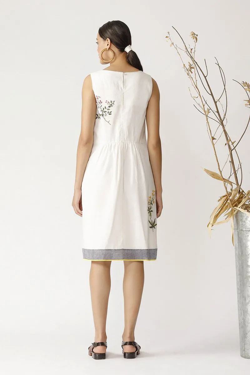 Payal Pratap   -   Pin Oak Sleeveless Dress