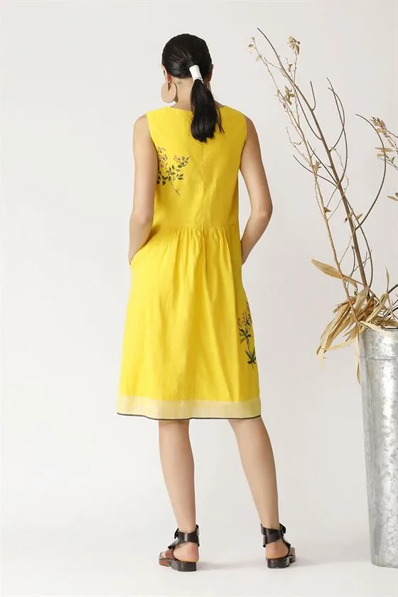 Payal Pratap   -   Pin Oak Sleeveless Dress