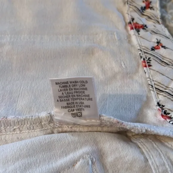 Re/Done Mini Cargo Skirt Rose Print Size 25/Size 0​​​​​​​​​​​​