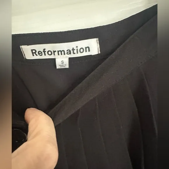 Reformation Verona pleated skirt