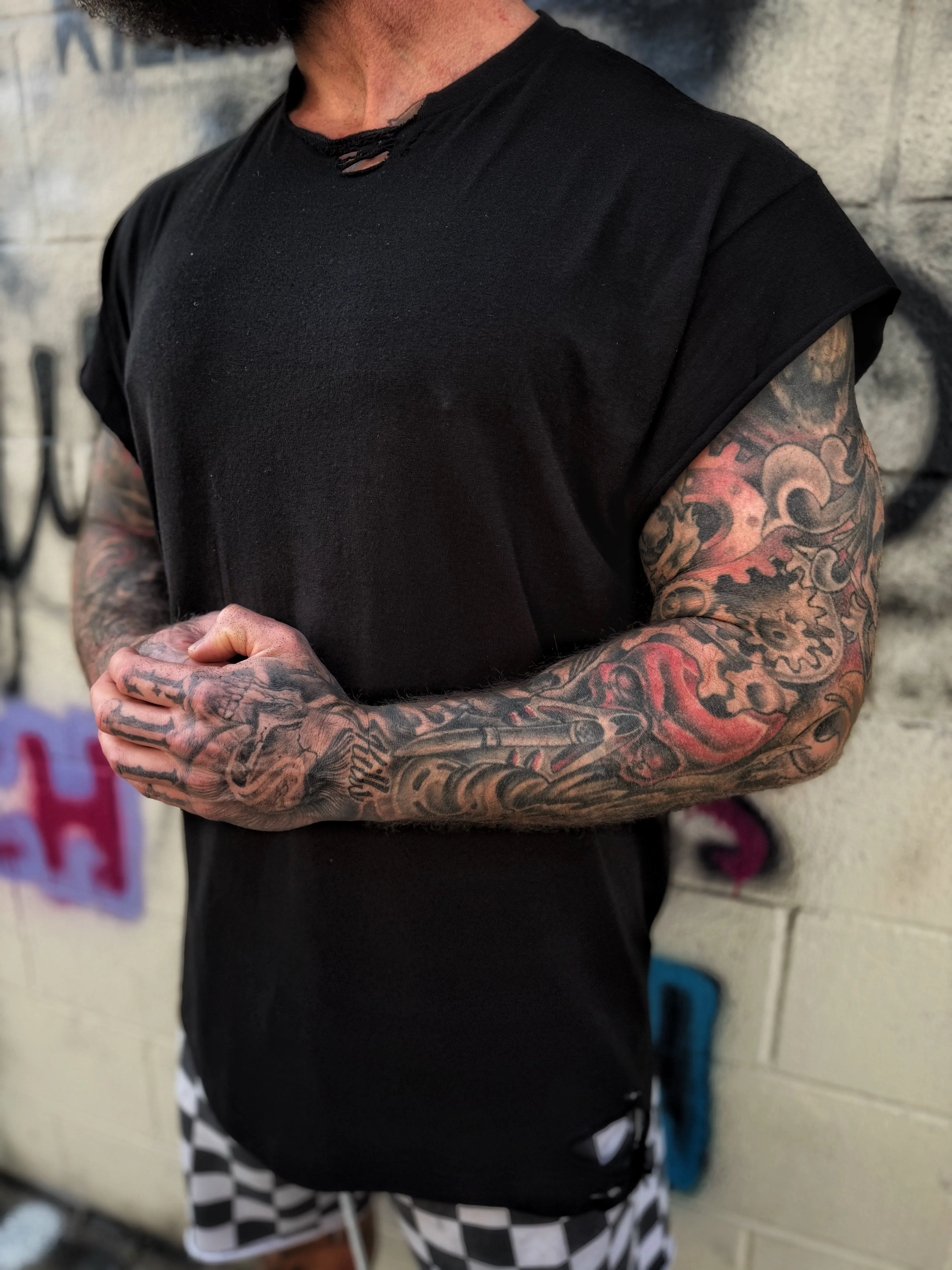 ROAD RASH MUSCLE BLACK TEE
