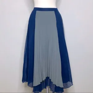 ROMEO &amp; JULIET COUTURE Pleated Maxi Skirt
