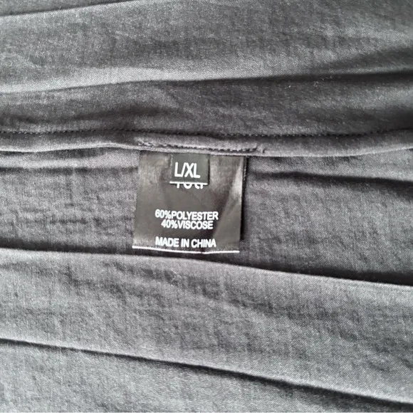 RUTI Black In The Fold Pleated Skirt Size L/Xl