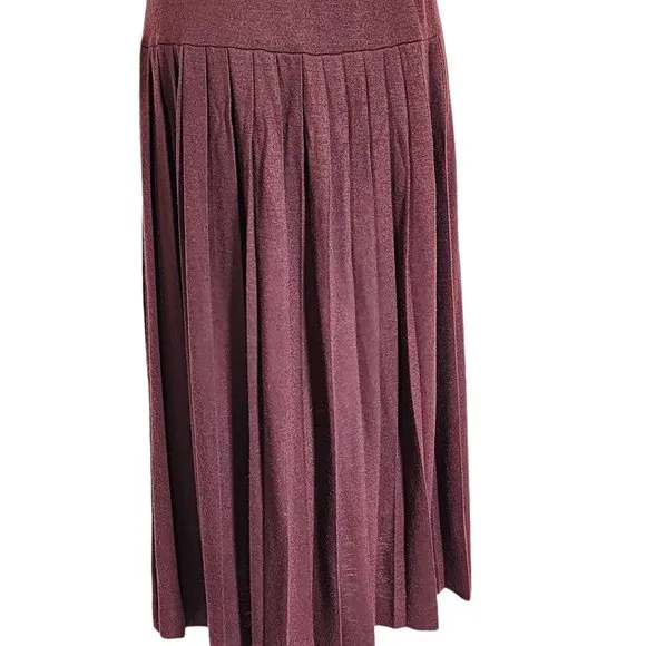 Significance, Vintage, 100% Wool Pleated A-Line Midi Skirt. Size Small