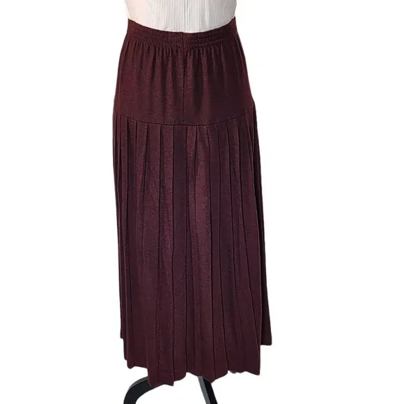 Significance, Vintage, 100% Wool Pleated A-Line Midi Skirt. Size Small