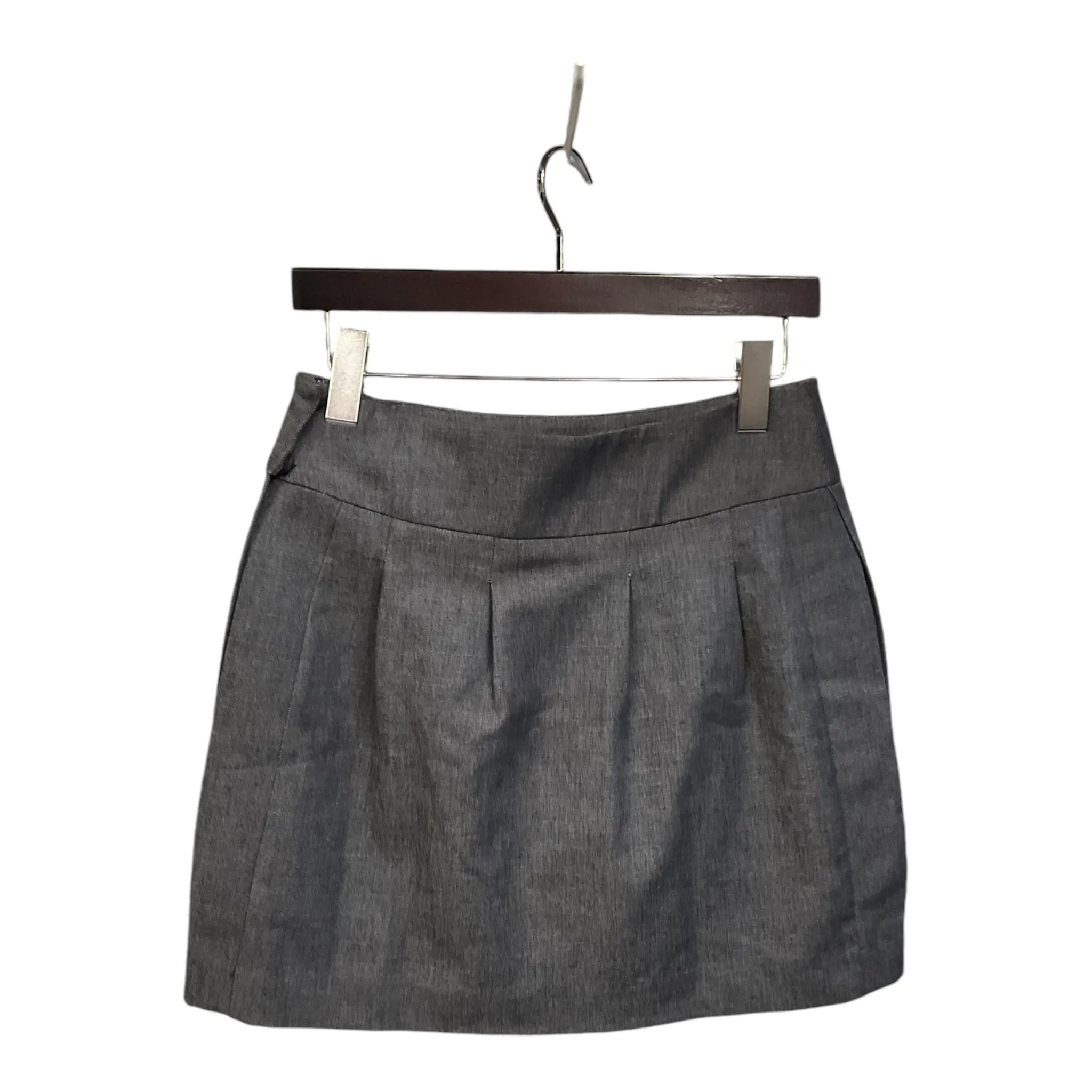 Skirt Mini & Short By Bcbgmaxazria In Grey, Size: S
