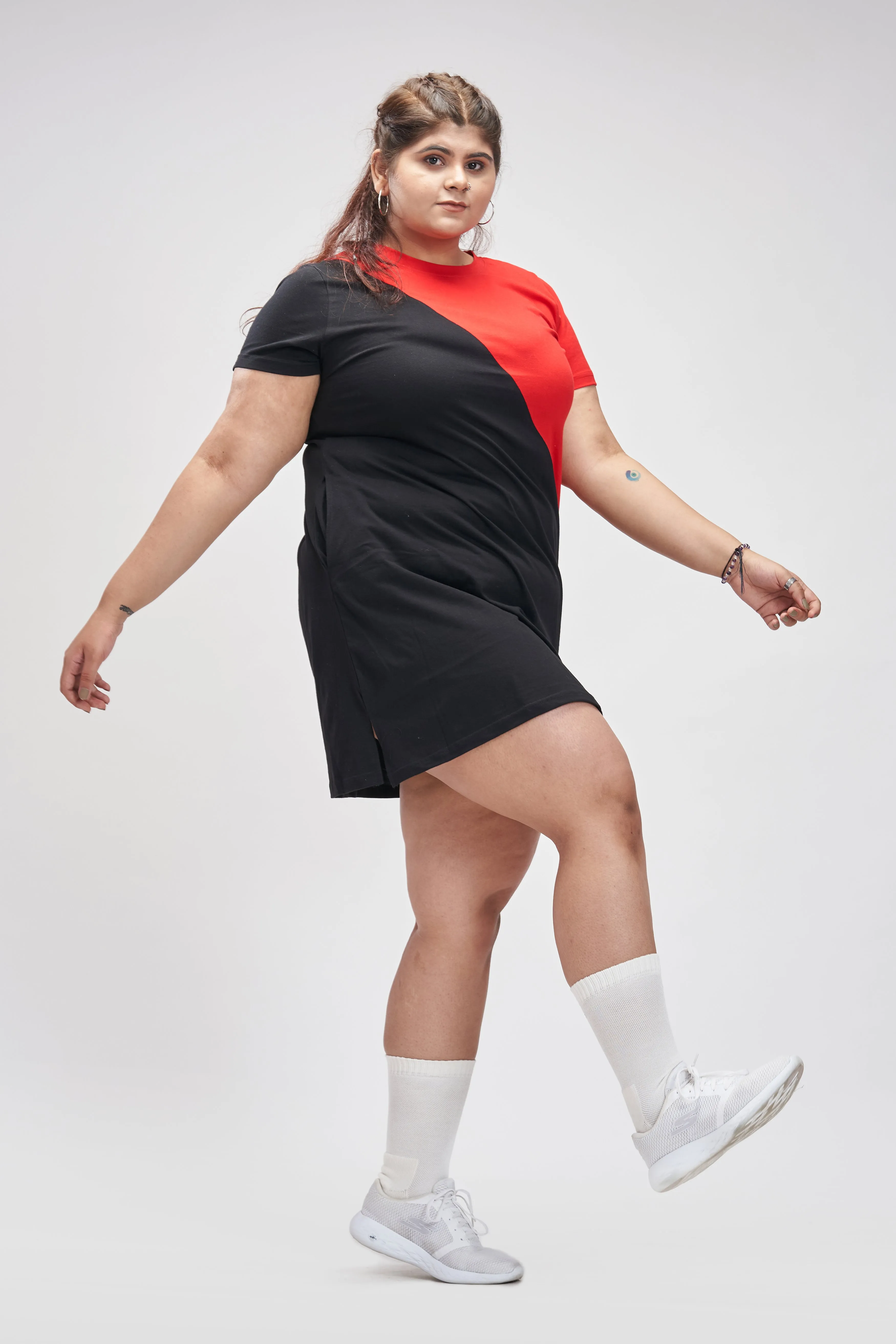 Sliced Pockety Dress: Black