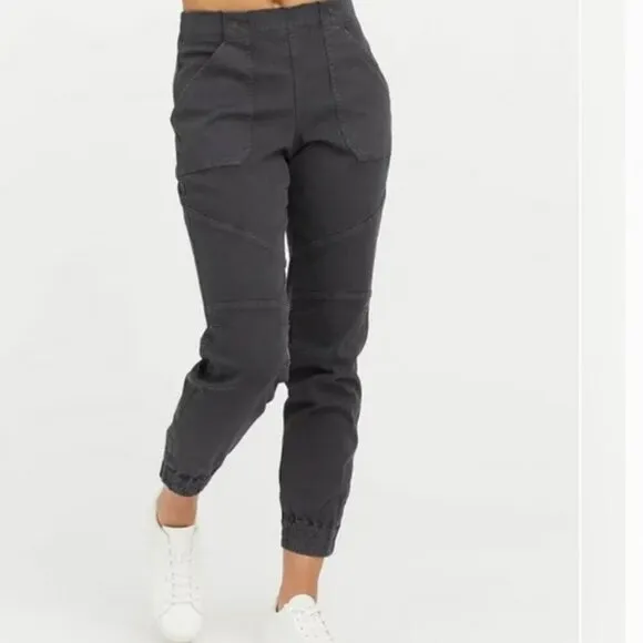 SPANX Stretch Twill Cargo Jogger Pants Women's Washed Black Size large