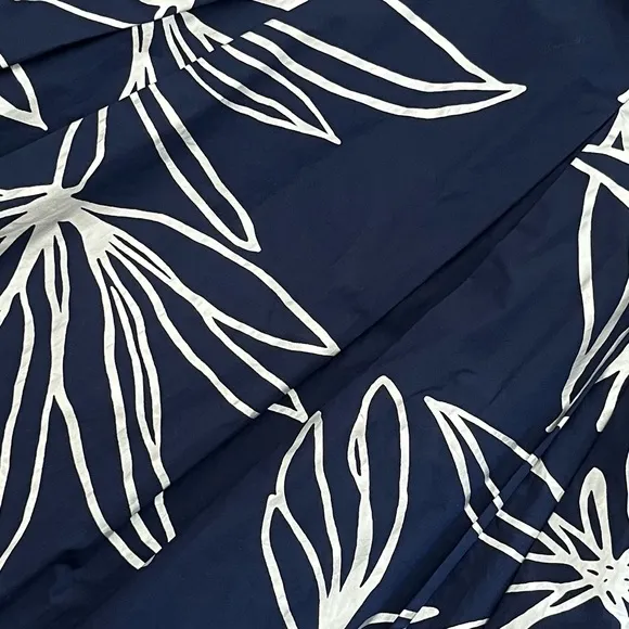 Talbots RSVP Full Midi Skirt Pleated Pockets Navy/Silver Floral Pattern Size 8P
