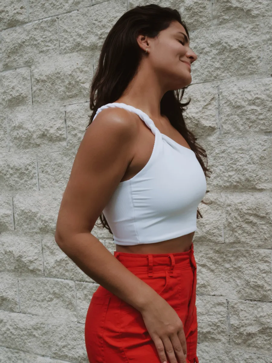 The Elle Crop