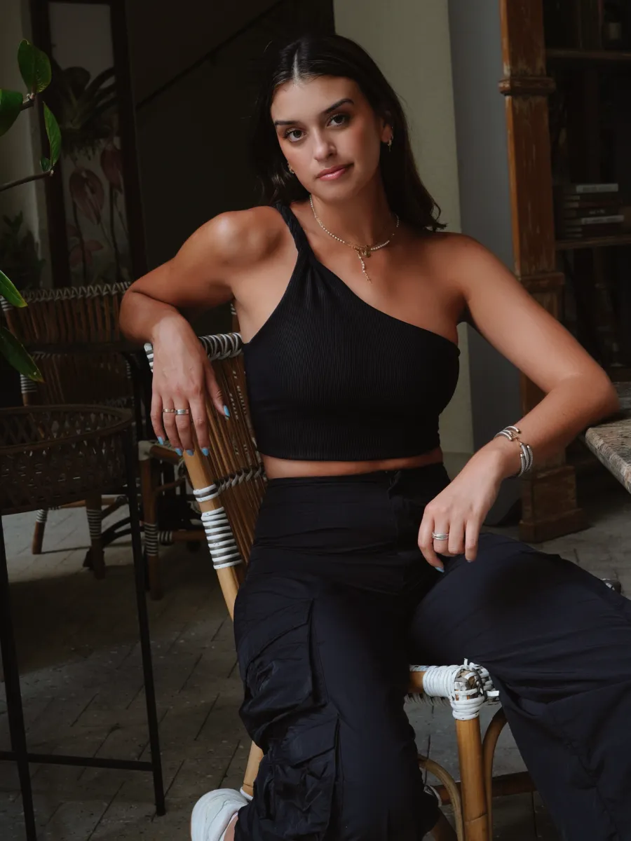 The Elle Crop